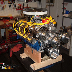 Ford Mustang crate engine 