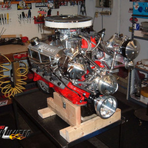 Ford FE crate engine 