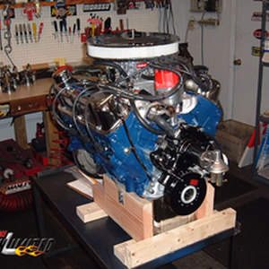 Ford FE crate engine 