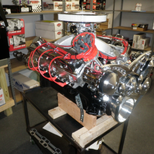 Chrysler crate engine